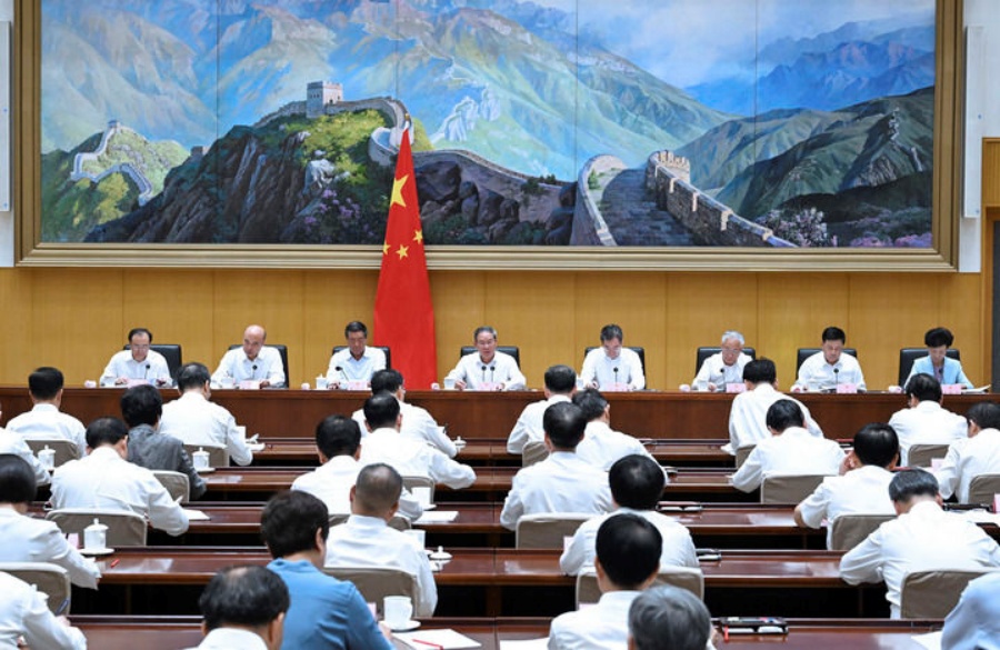 李强主持召开国务院第九次全体会议强调 巩固拓展经济回升向好势头 努力完成全年经济社会发展目标任务